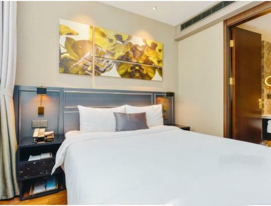 Yitel Premium Hotel Шанхай Екстериор снимка