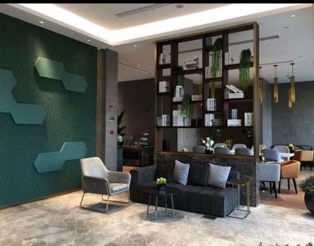 Yitel Premium Hotel Шанхай Екстериор снимка