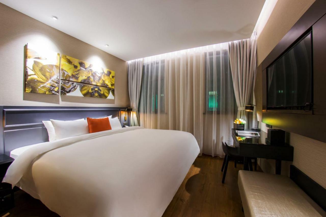 Yitel Premium Hotel Шанхай Екстериор снимка