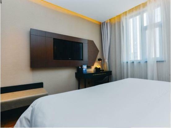 Yitel Premium Hotel Шанхай Екстериор снимка